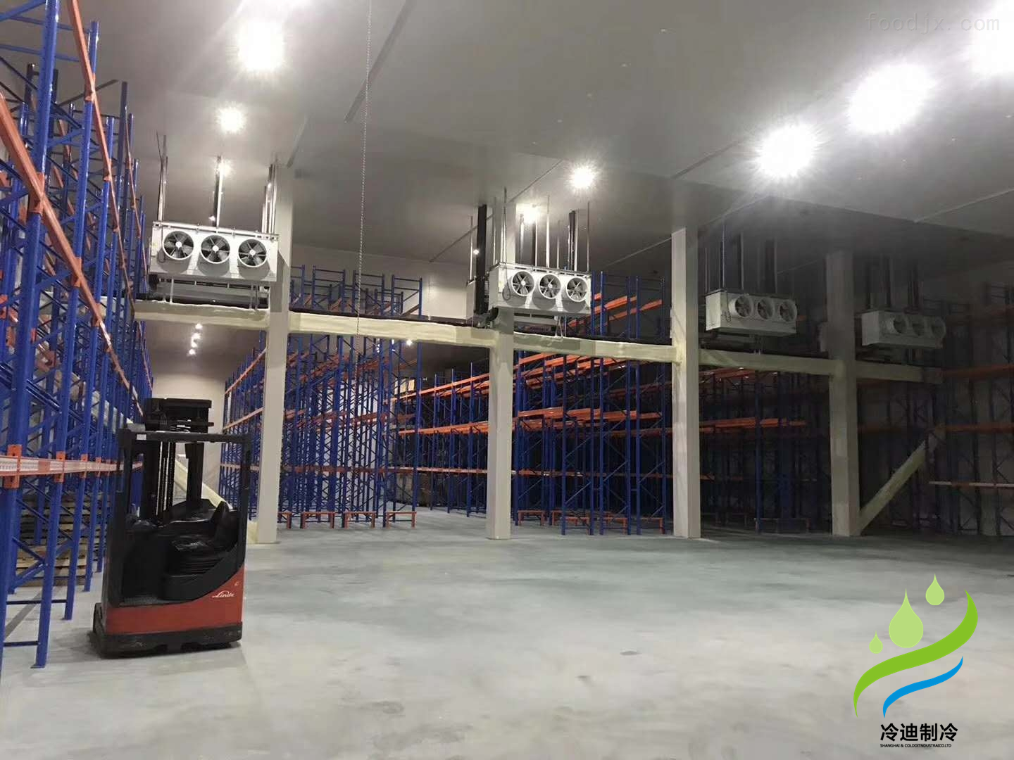 安裝一個(gè)100平米商品恒溫庫(kù)造價(jià)多少錢？